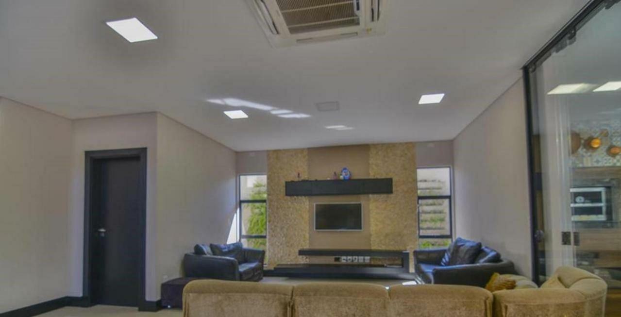הוילה פוז דו איגואסו Casa Moderna No Centro Proxima A Atracoes Turisticas מראה חיצוני תמונה